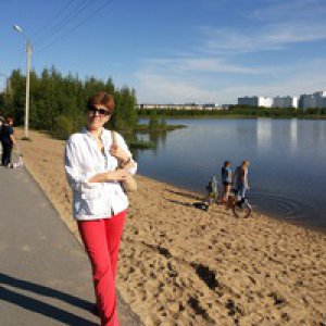 Елена Проноза