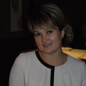 Лола Рафикова