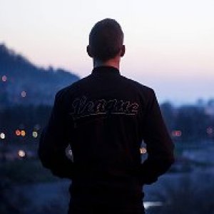 Влад Цветухин